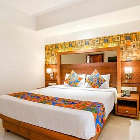 Srikrishna Paradise Hotel Thane Navi Mumbai Exteriér fotografie