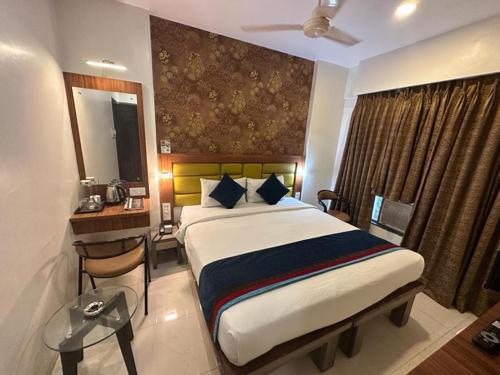 Srikrishna Paradise Hotel Thane Navi Mumbai Exteriér fotografie